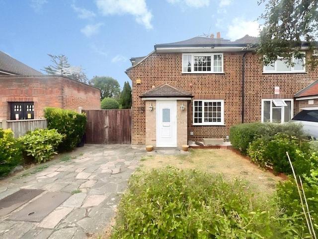 2 bedroom semi detached house for sale