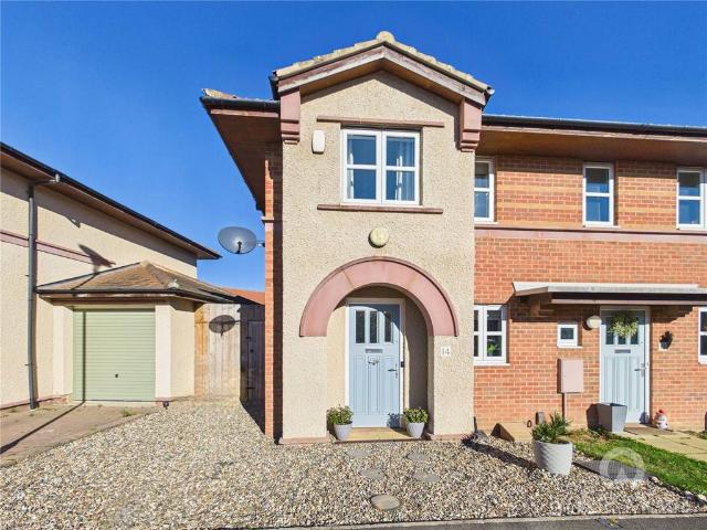 2 bedroom semi detached house for sale