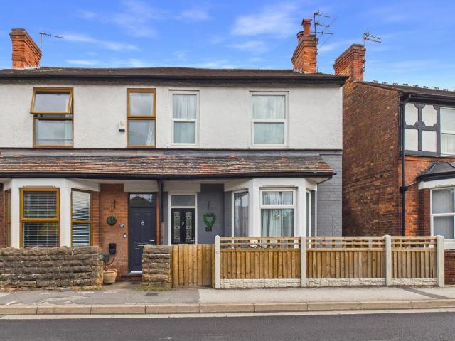 2 bedroom semi detached house for sale