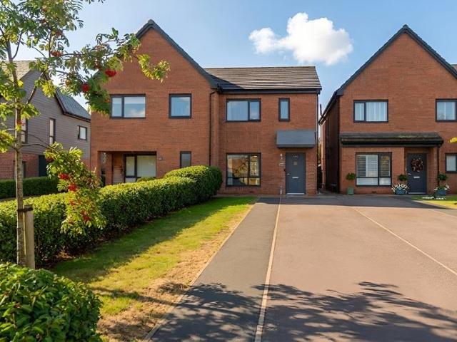 2 bedroom semi detached house for sale