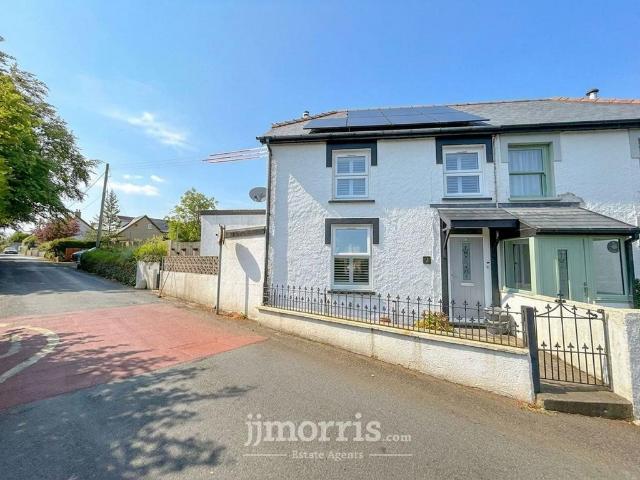 2 bedroom semi detached house for sale