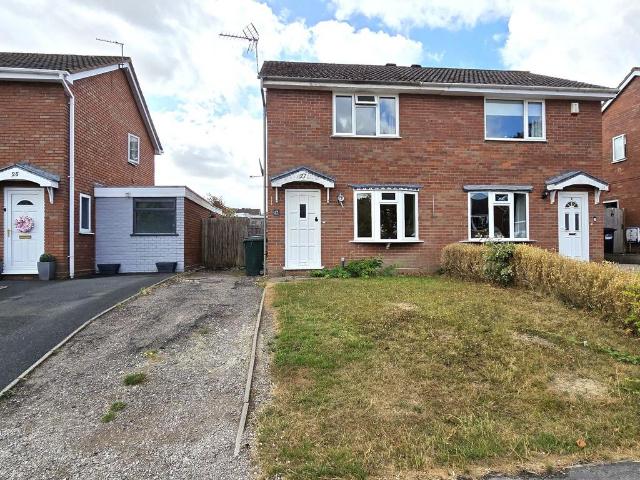 2 bedroom semi detached house for sale