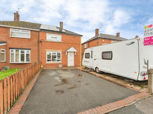 2 bedroom semi detached house for sale
