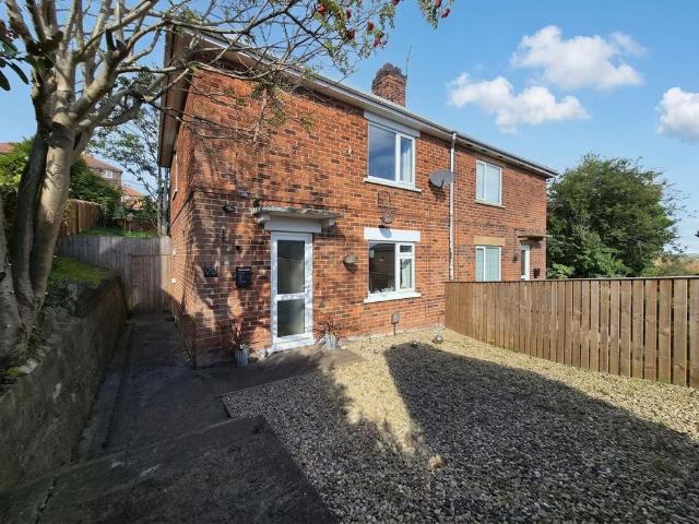 2 bedroom semi detached house for sale