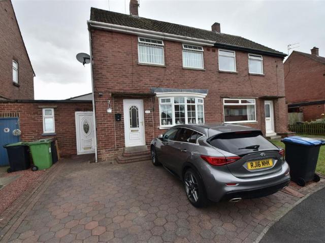 2 bedroom semi detached house for sale