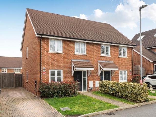 2 bedroom semi detached house for sale