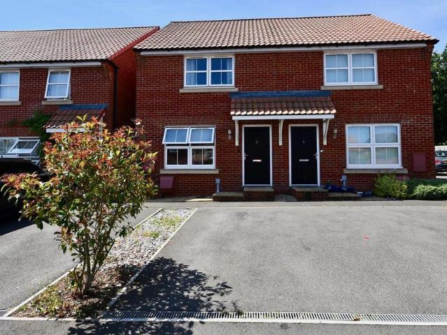 2 bedroom semi detached house for sale