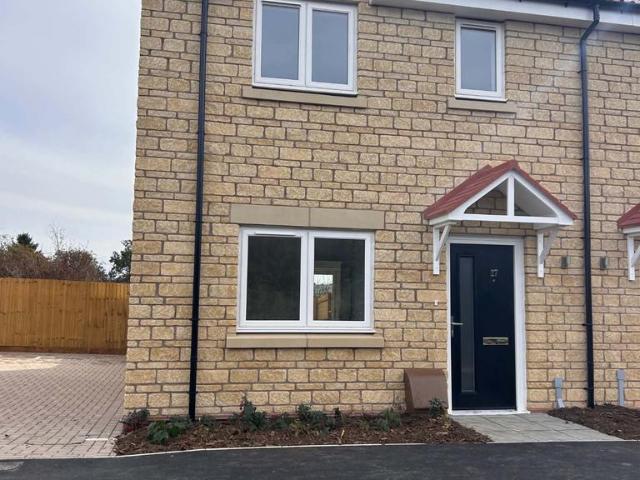 2 bedroom semi detached house for sale