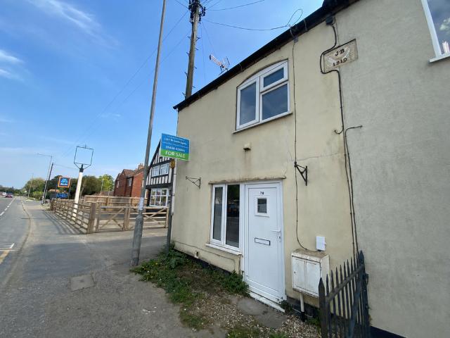 2 bedroom semi detached house for sale