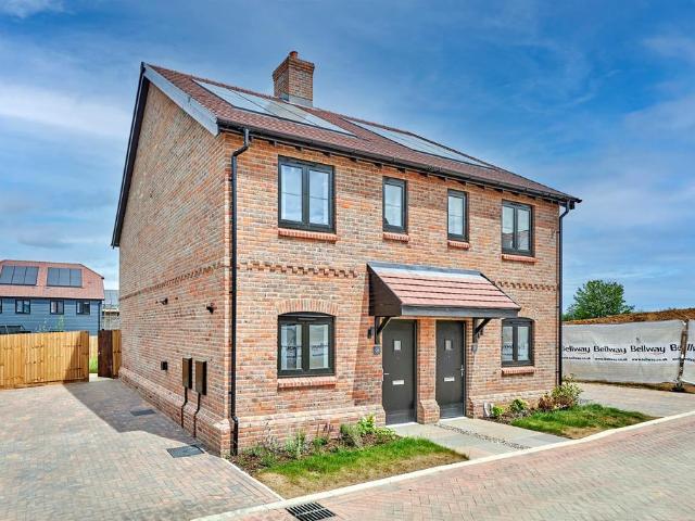 2 bedroom semi detached house for sale