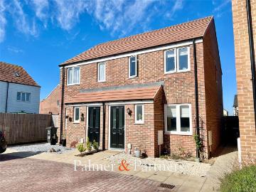 2 bedroom semi detached house for sale