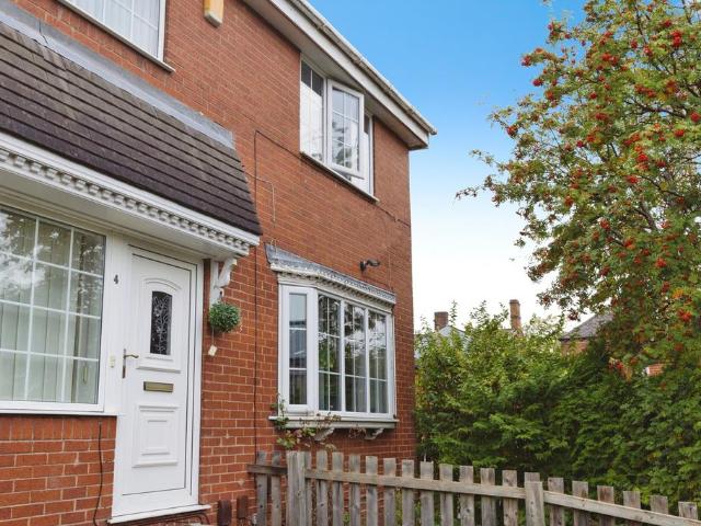 2 bedroom semi detached house for sale