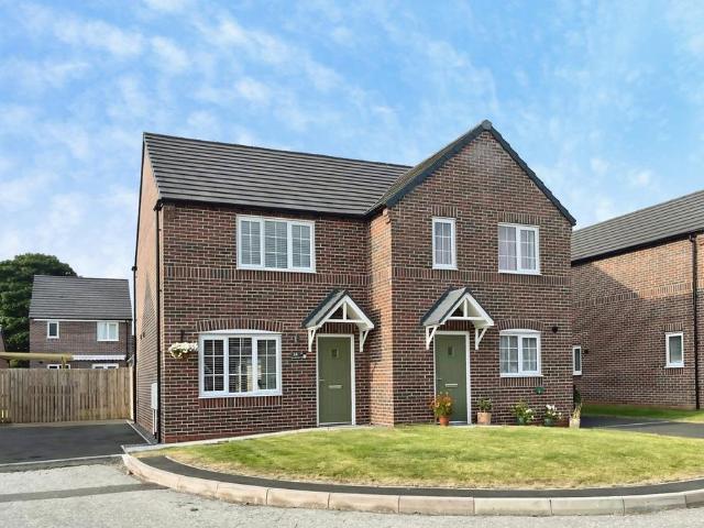 2 bedroom semi detached house for sale