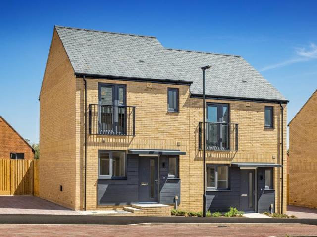 2 bedroom semi detached house for sale