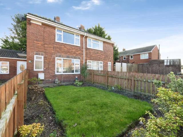 2 bedroom semi detached house for sale