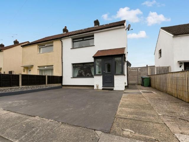 2 bedroom semi detached house for sale