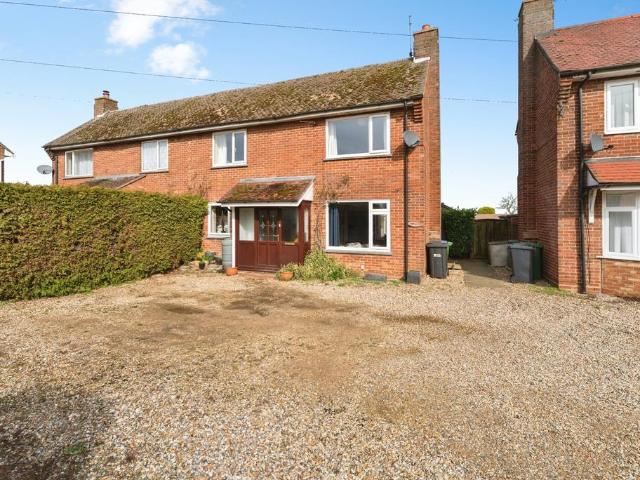 2 bedroom semi detached house for sale