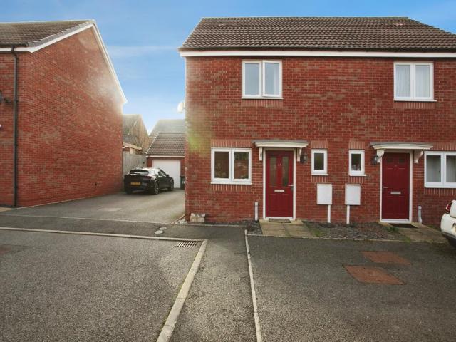 2 bedroom semi detached house for sale