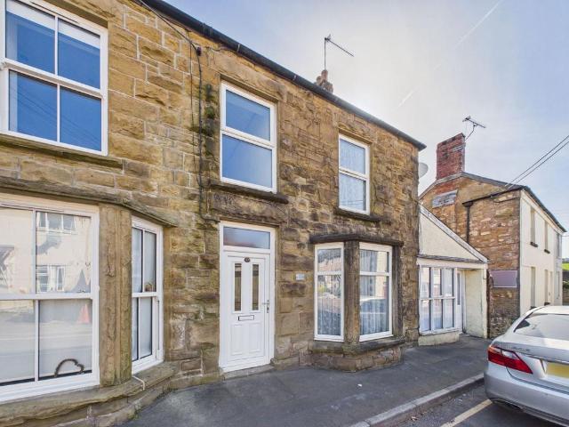 2 bedroom semi detached house for sale