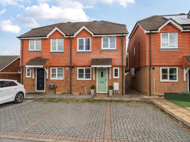 2 bedroom semi detached house for sale