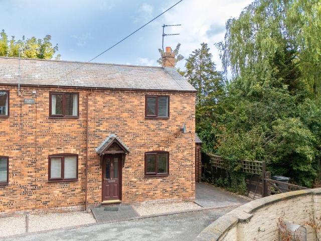 2 bedroom semi detached house for sale