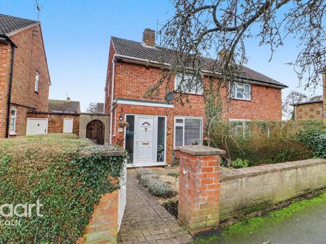 2 bedroom semi detached house for sale