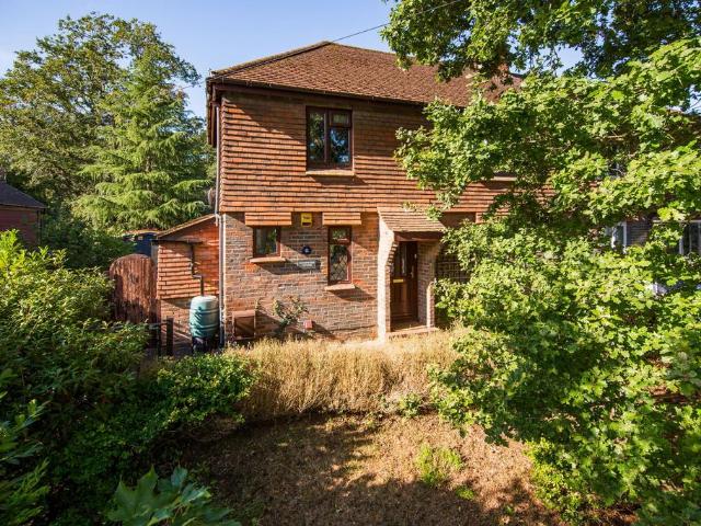 2 bedroom semi detached house for sale