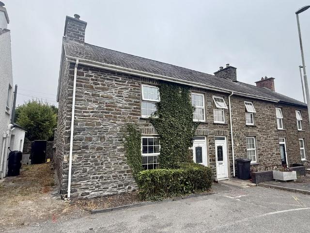 2 bedroom semi detached house for sale