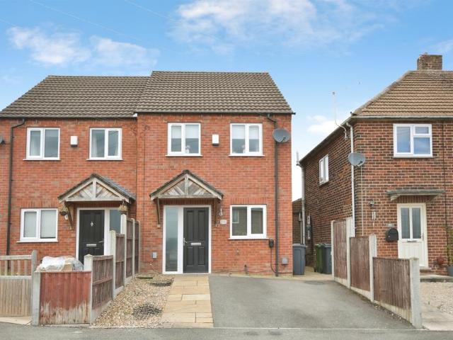 2 bedroom semi detached house for sale