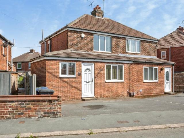 2 bedroom semi detached house for sale