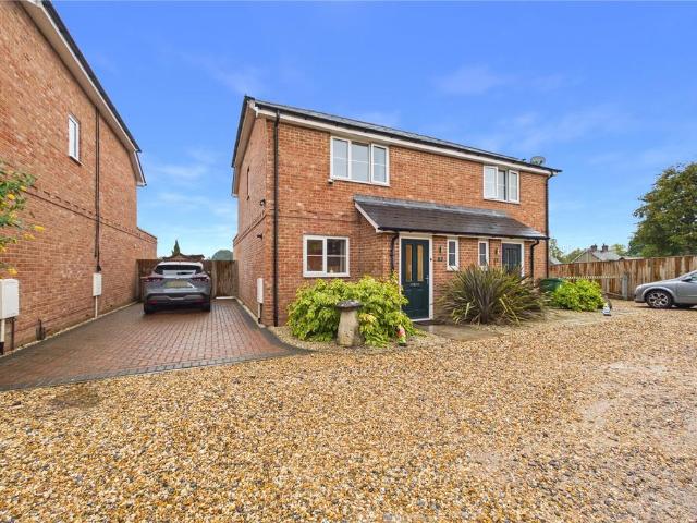 2 bedroom semi detached house for sale