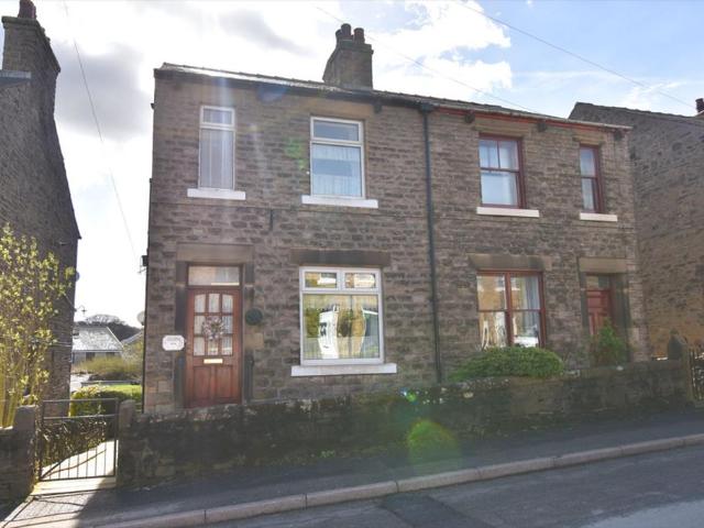2 bedroom semi detached house for sale