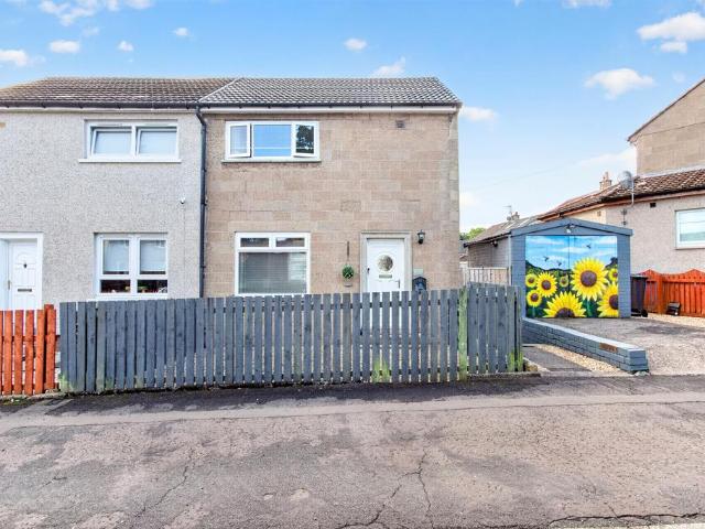 2 bedroom semi detached house for sale