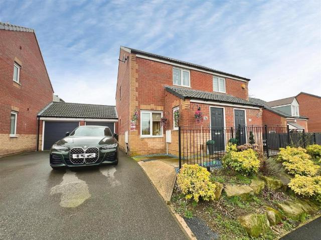 2 bedroom semi detached house for sale