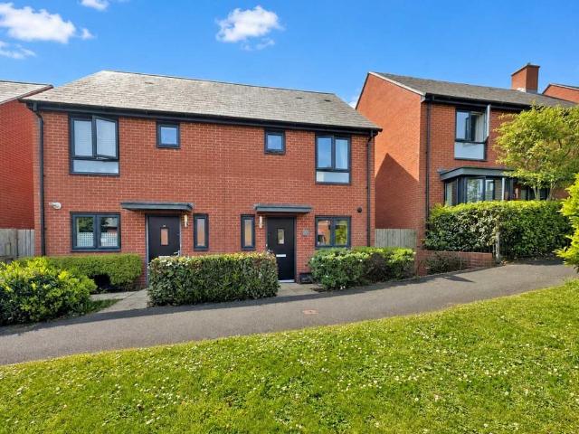 2 bedroom semi detached house for sale