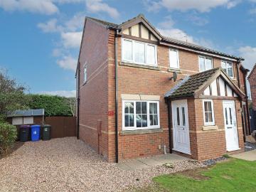 2 bedroom semi detached house for sale