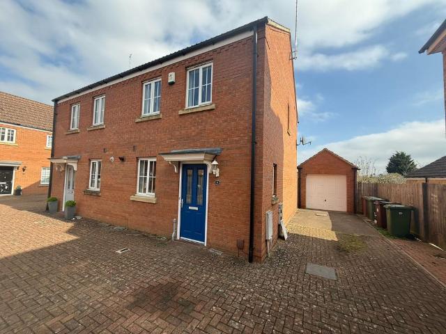 2 bedroom semi detached house for sale