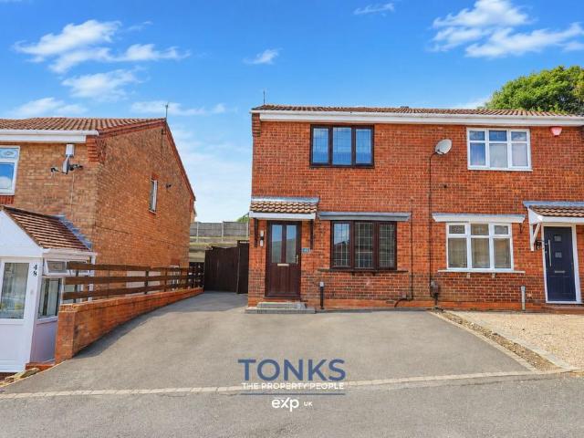 2 bedroom semi detached house for sale
