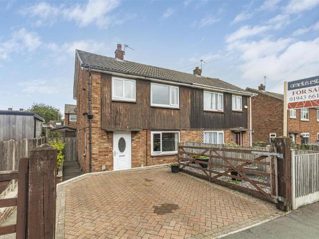 2 bedroom semi detached house for sale
