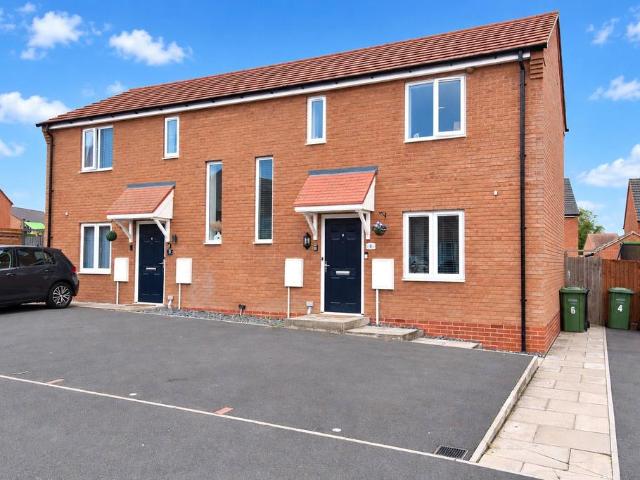 2 bedroom semi detached house for sale