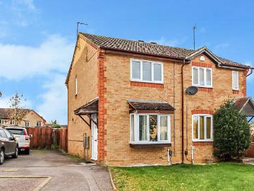2 bedroom semi detached house for sale