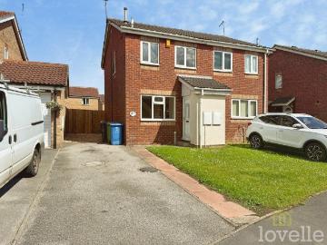 2 bedroom semi detached house for sale
