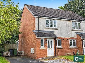 2 bedroom semi detached house for sale