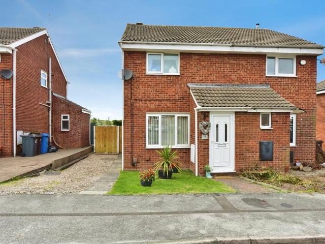 2 bedroom semi detached house for sale