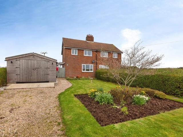 2 bedroom semi detached house for sale