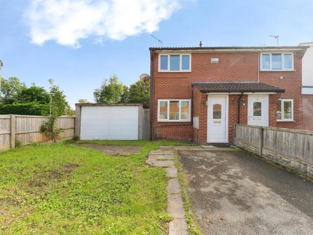 2 bedroom semi detached house for sale