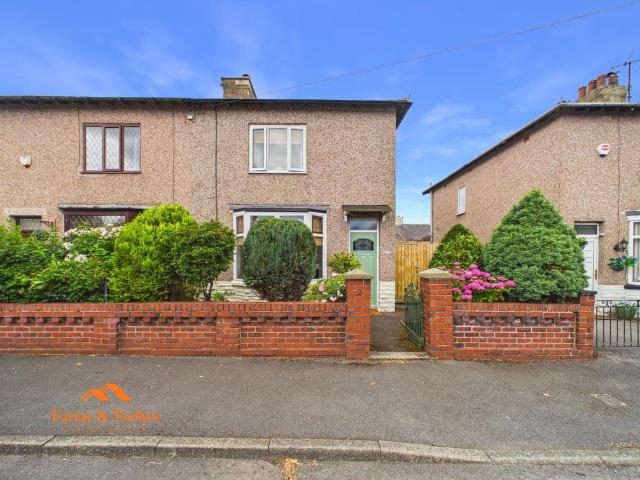 2 bedroom semi detached house for sale