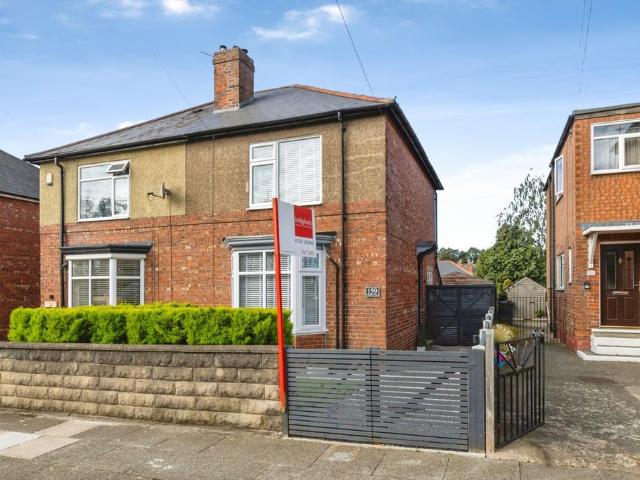 2 bedroom semi detached house for sale