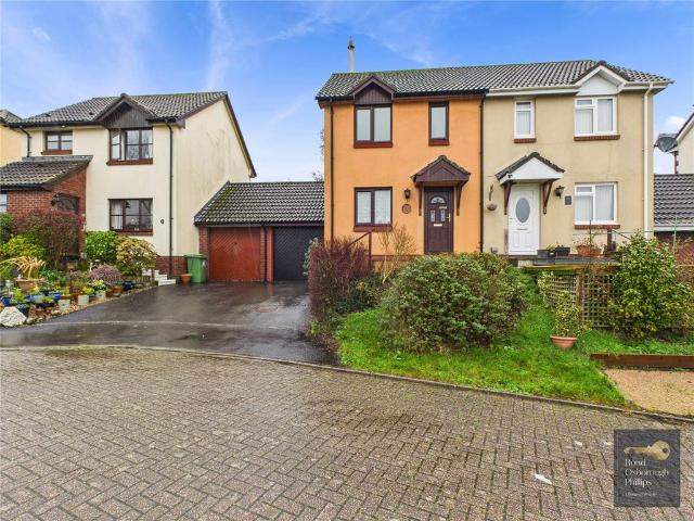 2 bedroom semi detached house for sale