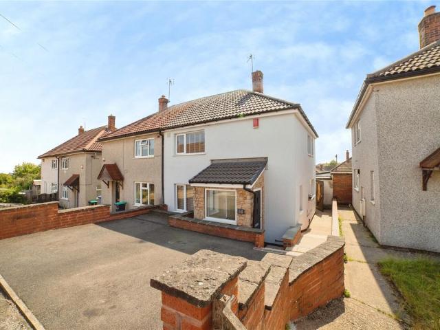 2 bedroom semi detached house for sale